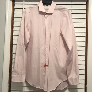 Calvin Klein Men’s Dress Shirt slim fit; size: 17 - 34/35; color:light burgundy